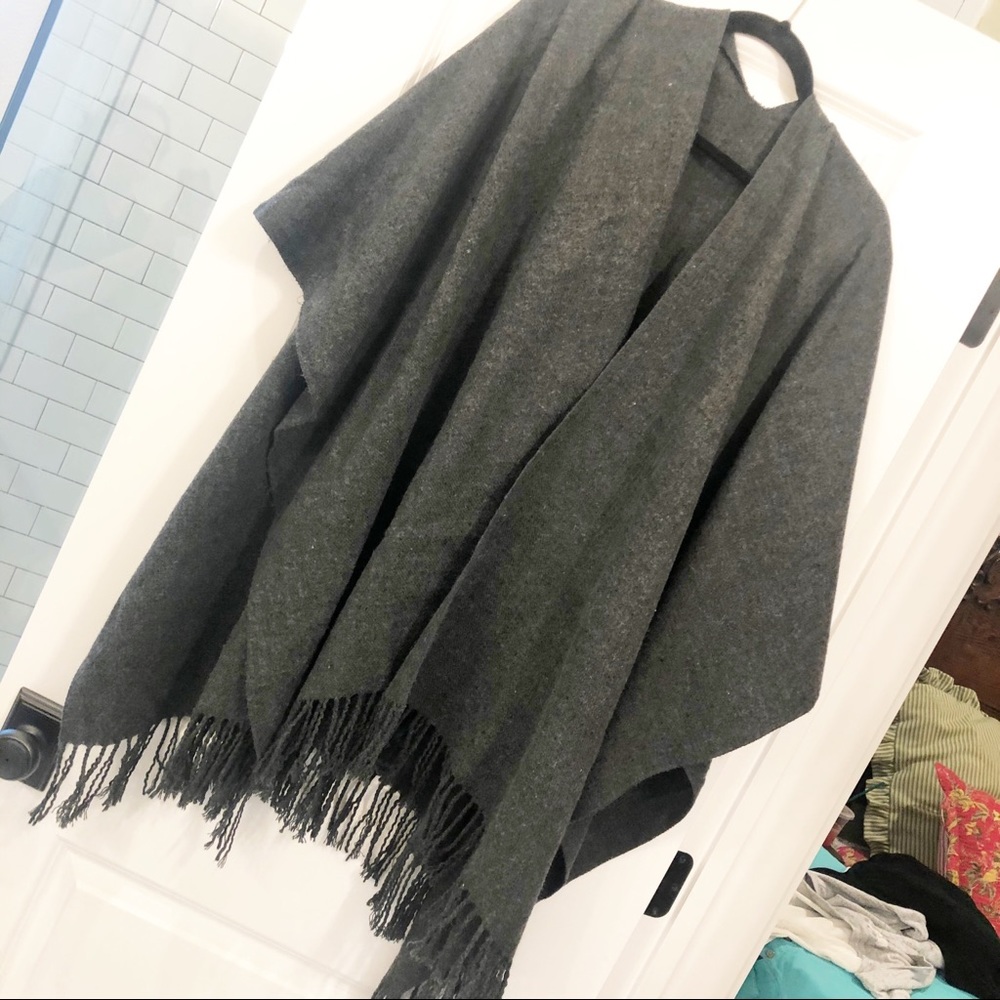Fringy poncho